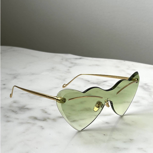 NEW Loewe LW40082U Gold Green Heart Rimless Sunglasses - Picture 2 of 9